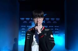 开云棋牌下载 -Uzi重返赛场，爆冷首场状态出色，快船观众沸腾！的简单介绍