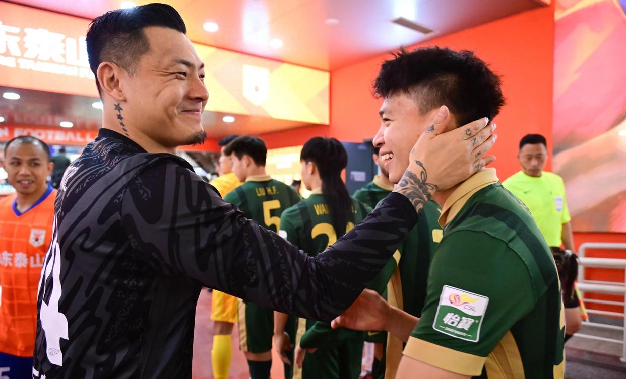 摩托车赛大师赛焦点战：关中迅豹队绝杀姑苏巨龙队，新星闪耀。新人首发惊艳(春兰虎豹摩托车)