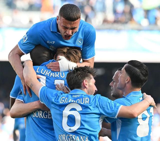 包含风云突变那不勒斯清晨完成体检；欧篮联版图或变；信心回归；年轻球员得到机会的词条