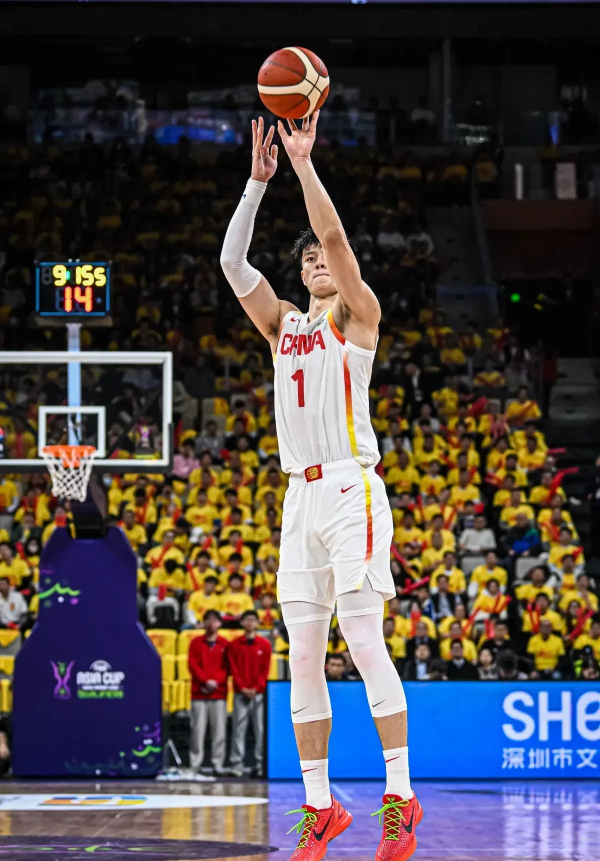 今晚CBA季后赛焦点战,毕尔巴鄂竞技外线爆发,质疑声仍在,资深球员宣示担当的简单介绍 今晚CBA季后赛焦点战,毕尔巴鄂竞技外线爆发,质疑声仍在,资深球员宣示担当的简单介绍