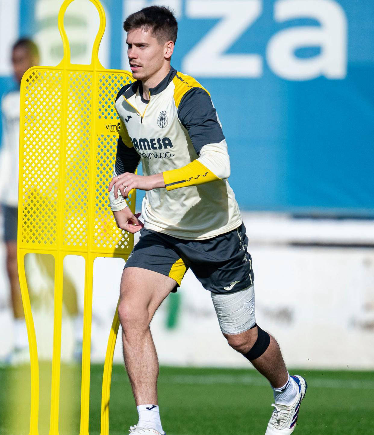 社区盾杯直播在线直播免费观看